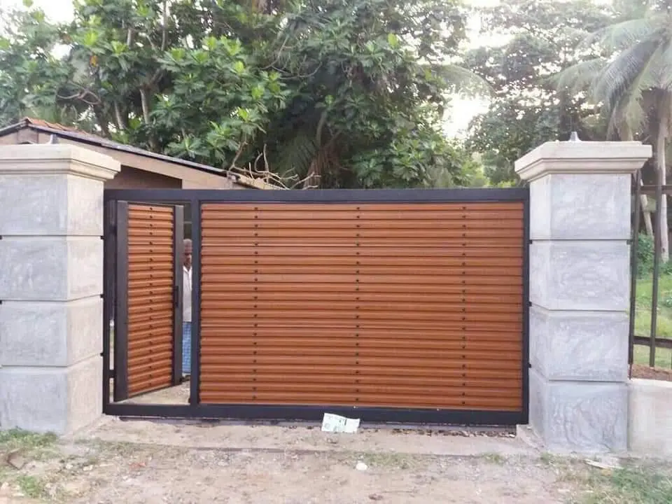 Wood & Steel railing thumbnail 3